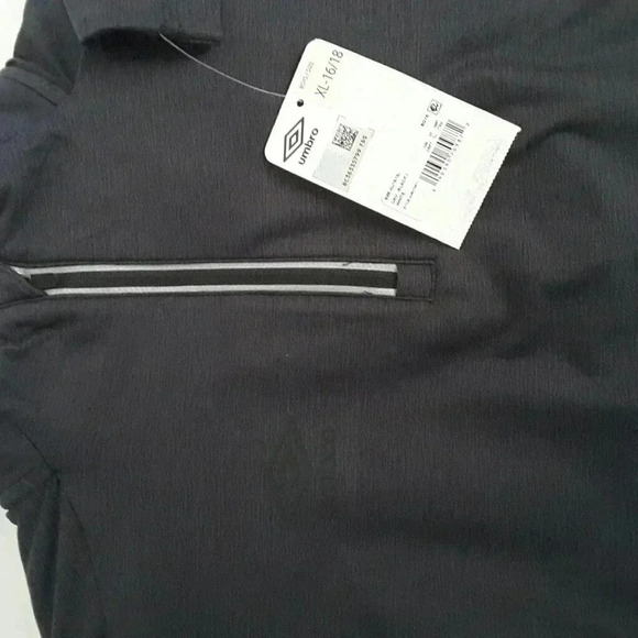 UMBRO XL long sleeve Boys new with tags size 16-18 - Picture 4 of 4